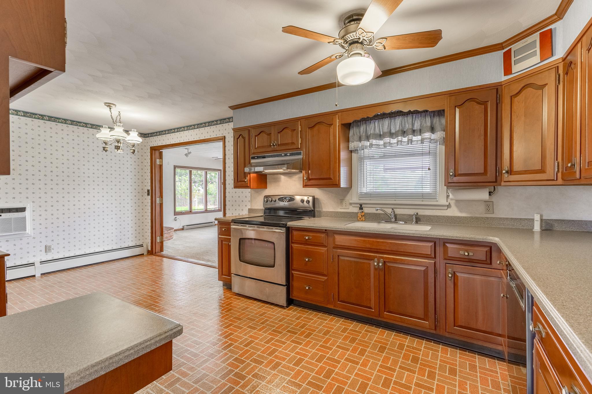 THE HILL - Residential