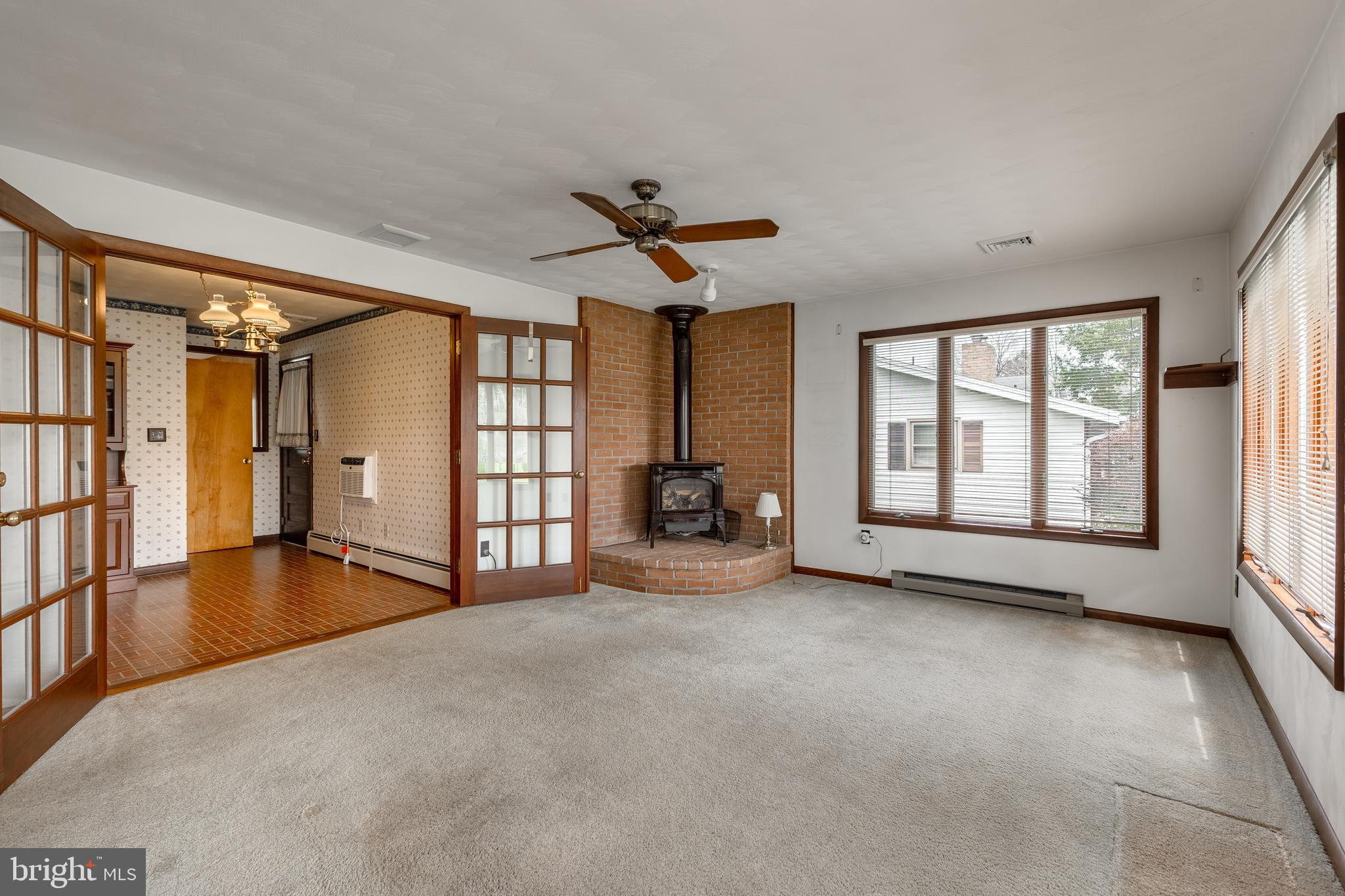 THE HILL - Residential