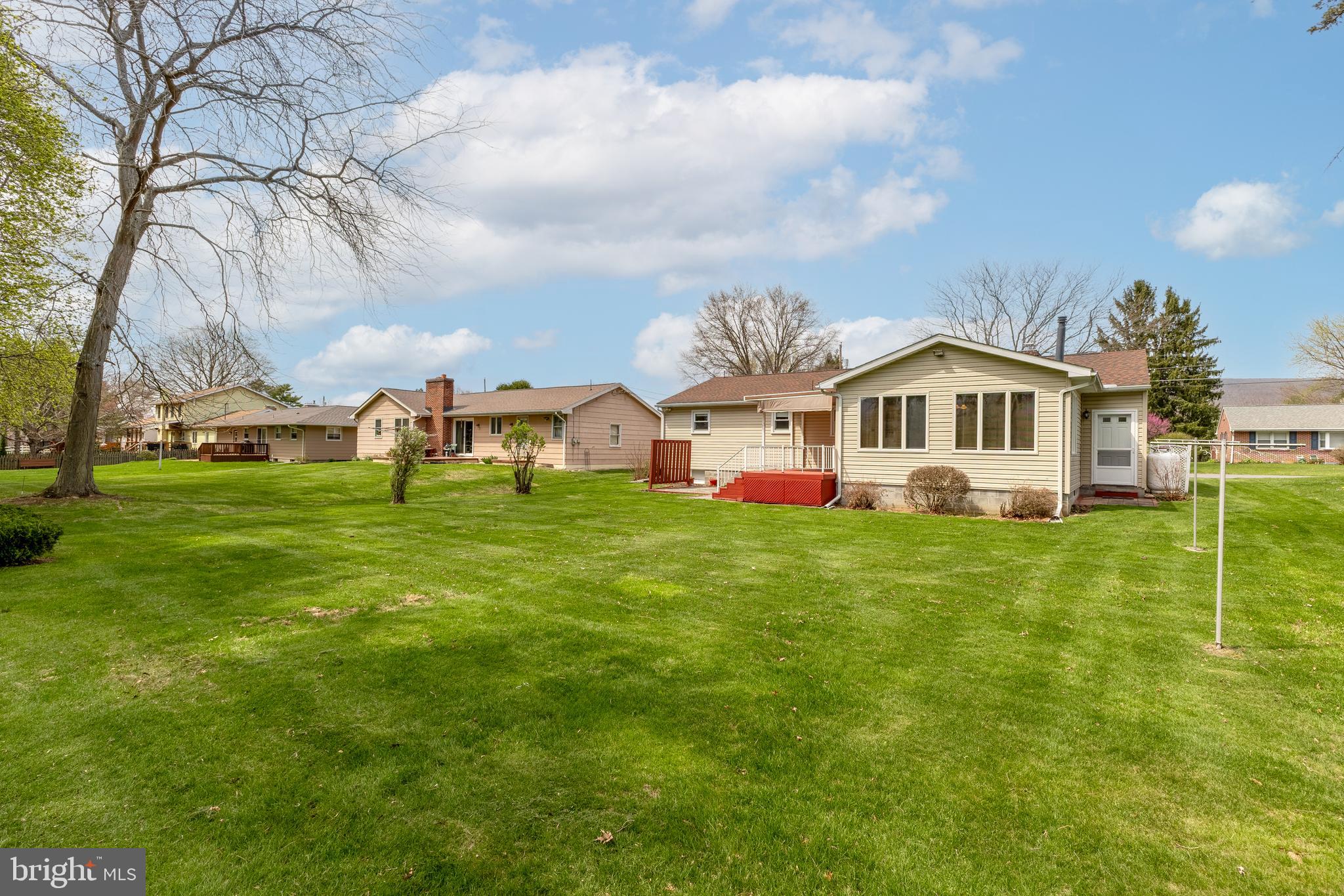 THE HILL - Residential