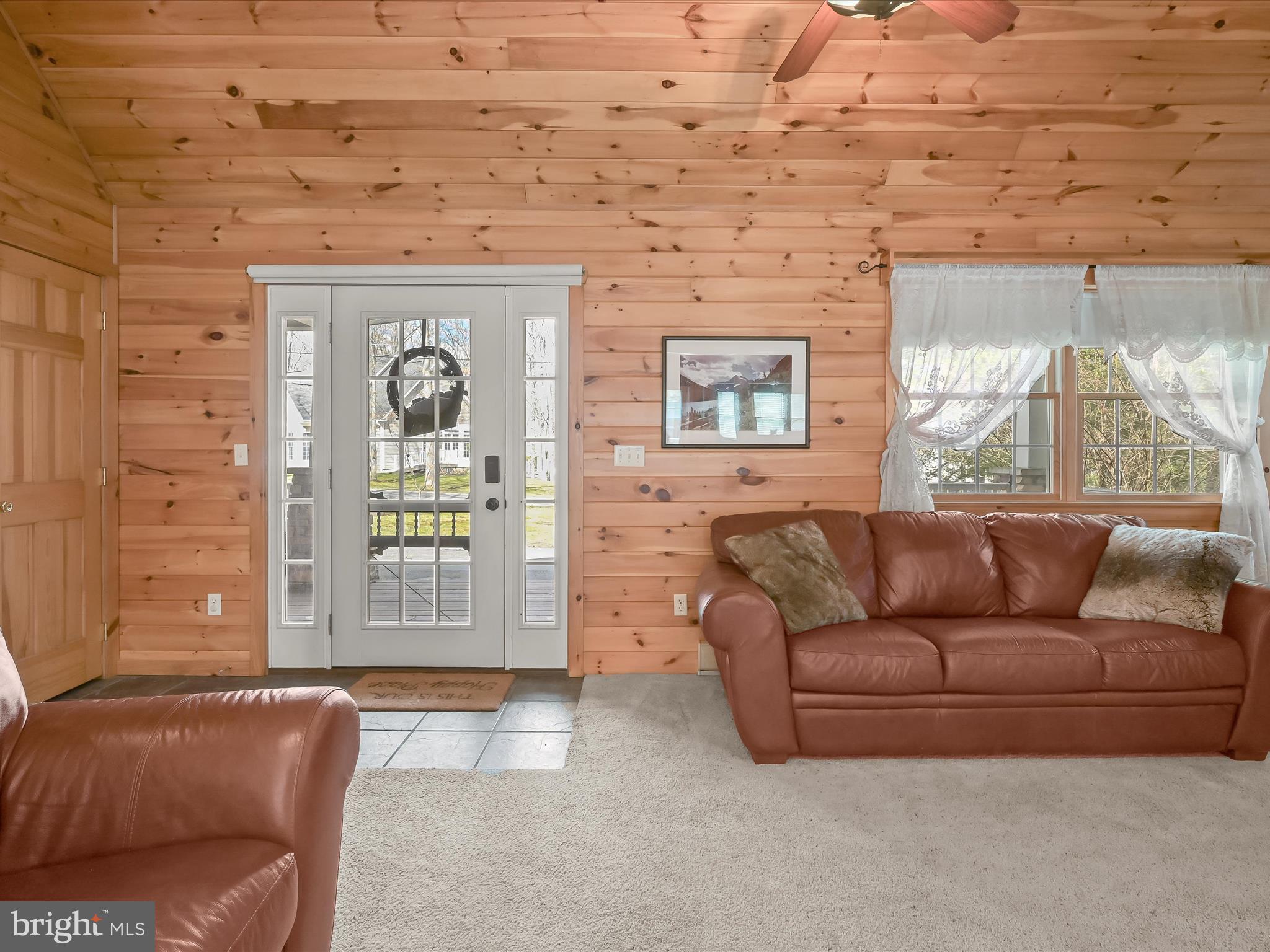 302 SW OAK WAY ROAD