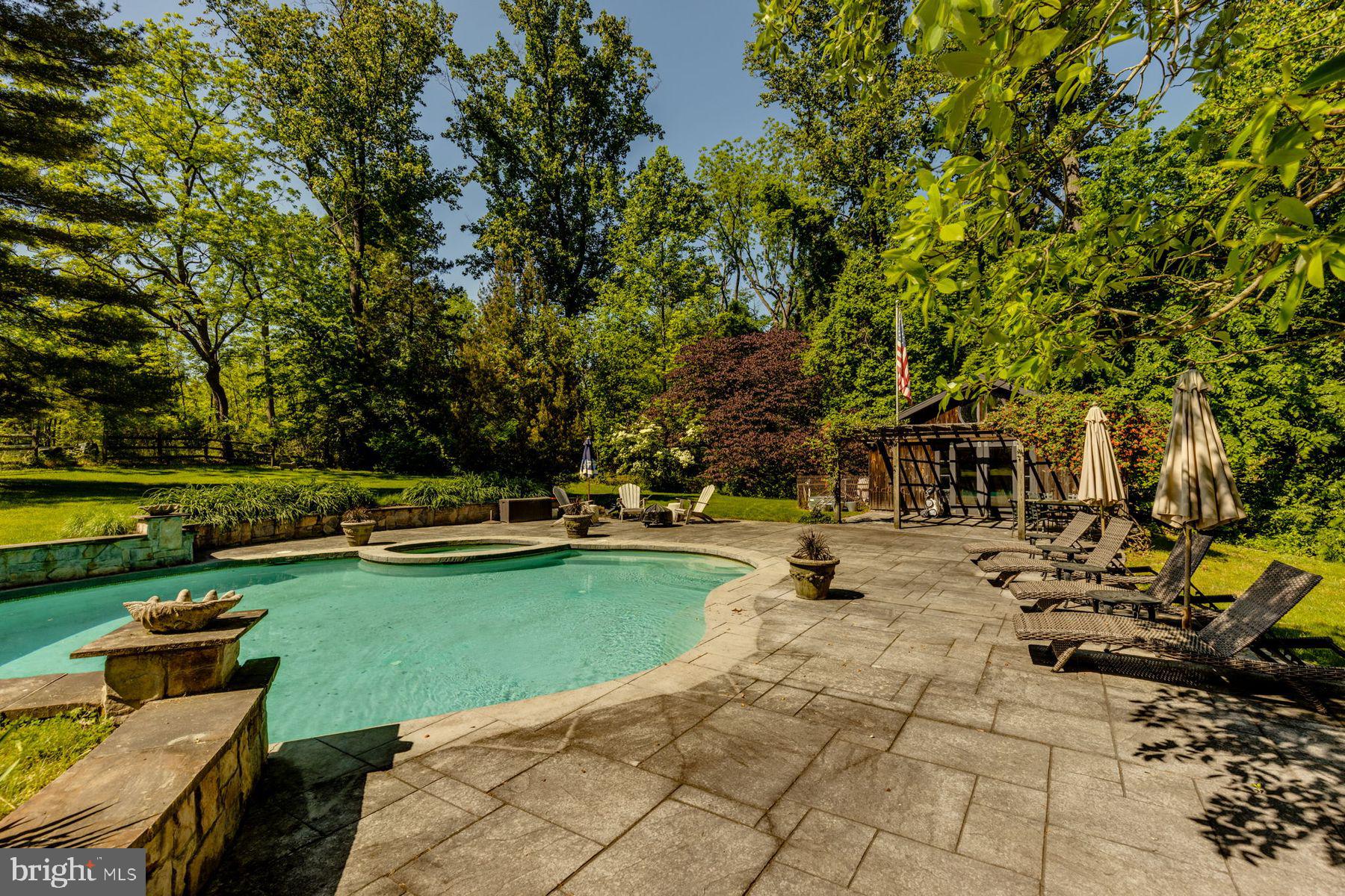 BLUE BELL - Residential