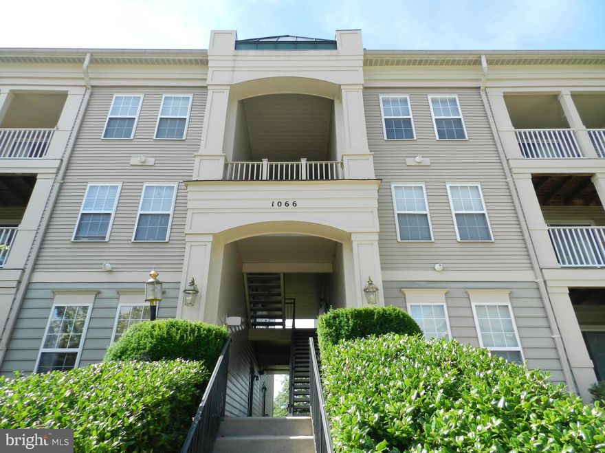 Location PLUS More!  This 2 BR/2 FB condo is conveniently located near I-95/Rt.1,shopping (Potomac Mills),restaurants & more! Improved w/ beautiful flooring throughout, upgraded bathrooms, modernized lighting, each bedroom has its own full bathroom, master walk in closet, patio, family & dining rooms off kitchen that features a breakfast bar, main level entrance, washer/dryer...and so much more!