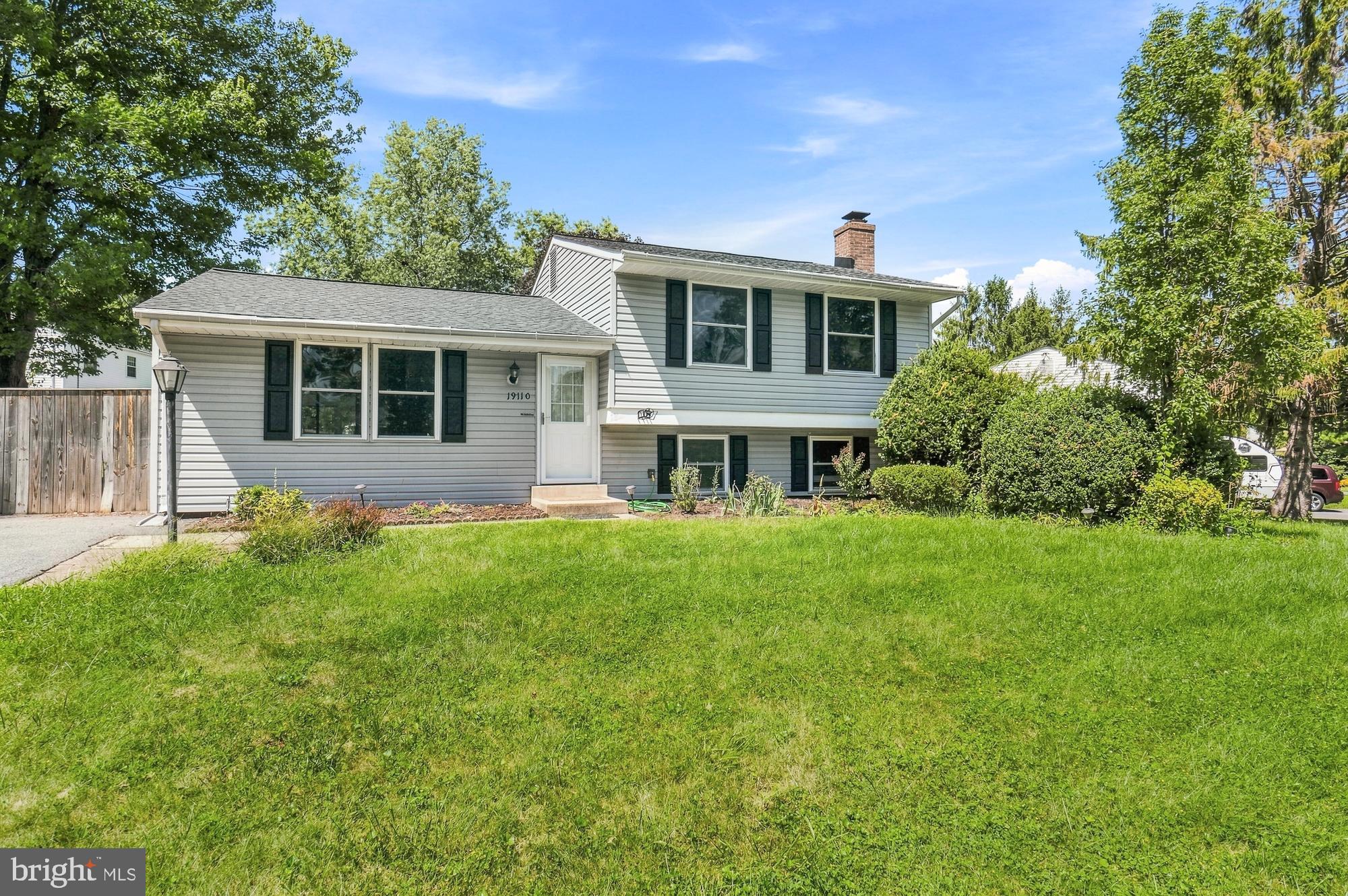19110 DOWDEN CIRCLE
