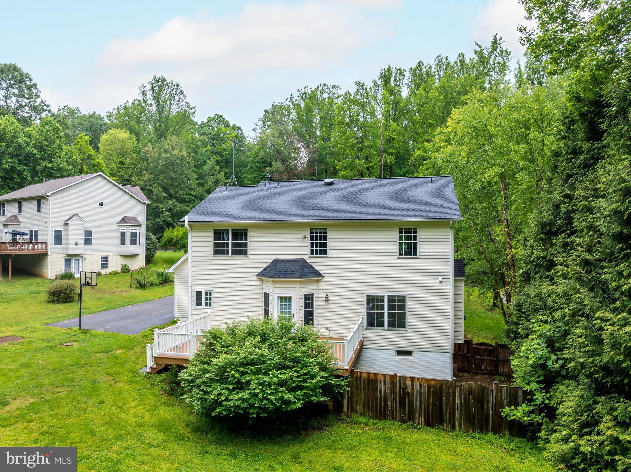 MORGAN'S WOODS - Residential