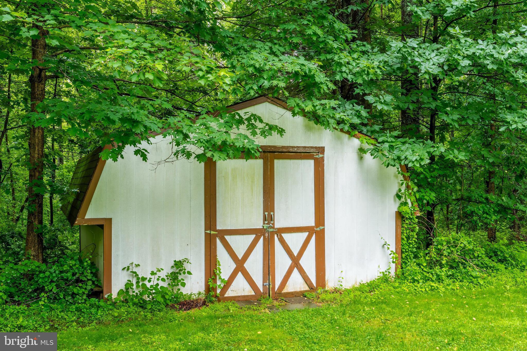 MORGAN'S WOODS - Residential