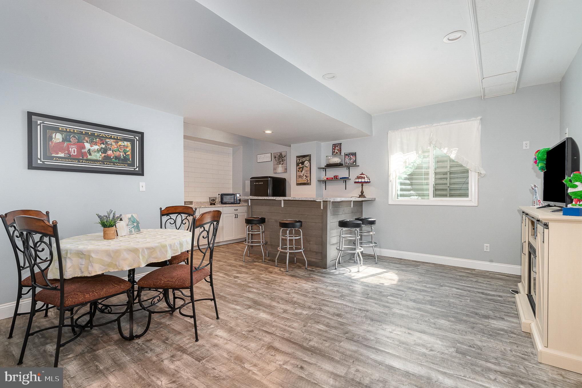 LOGAN MEADOWS - Residential