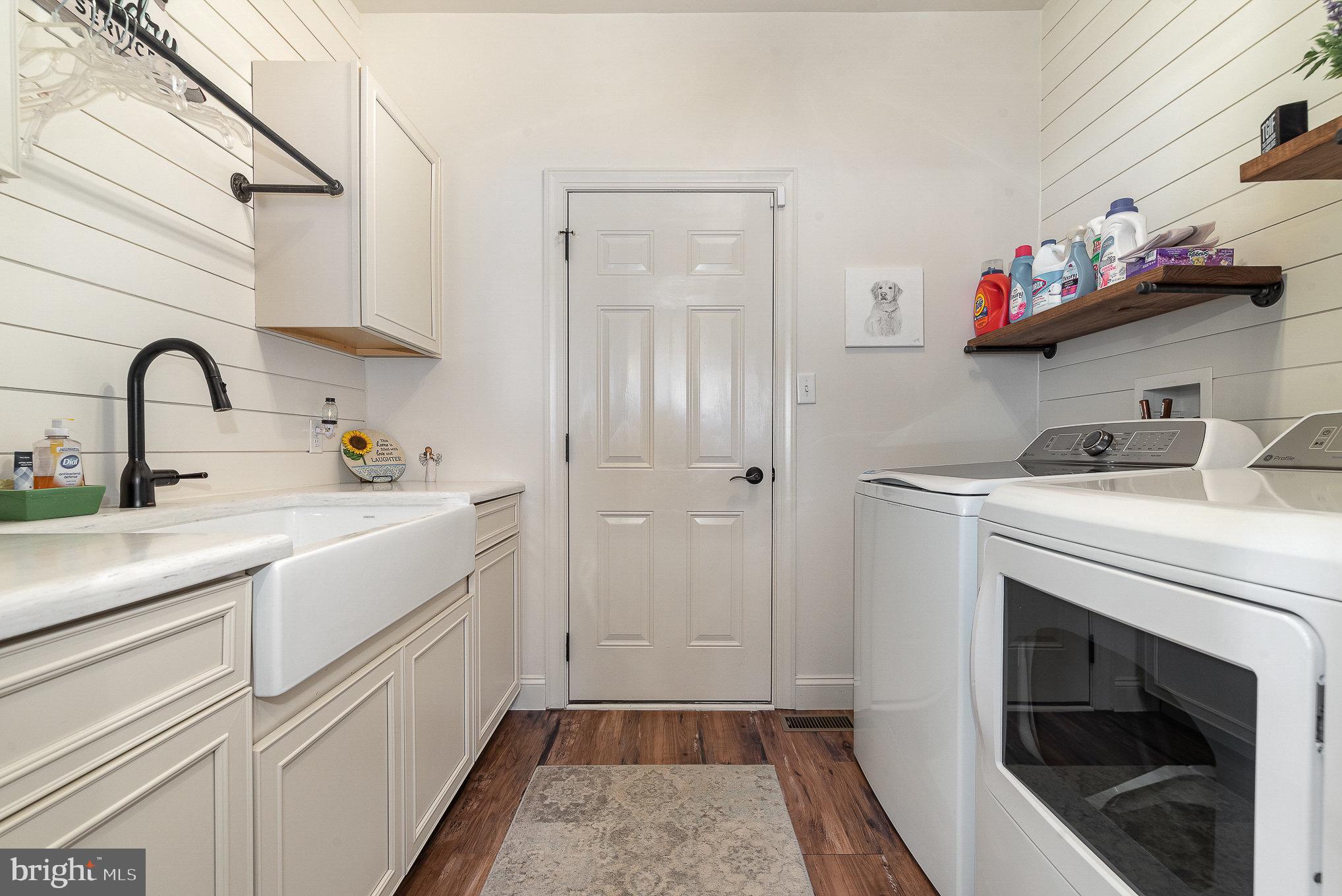 LOGAN MEADOWS - Residential