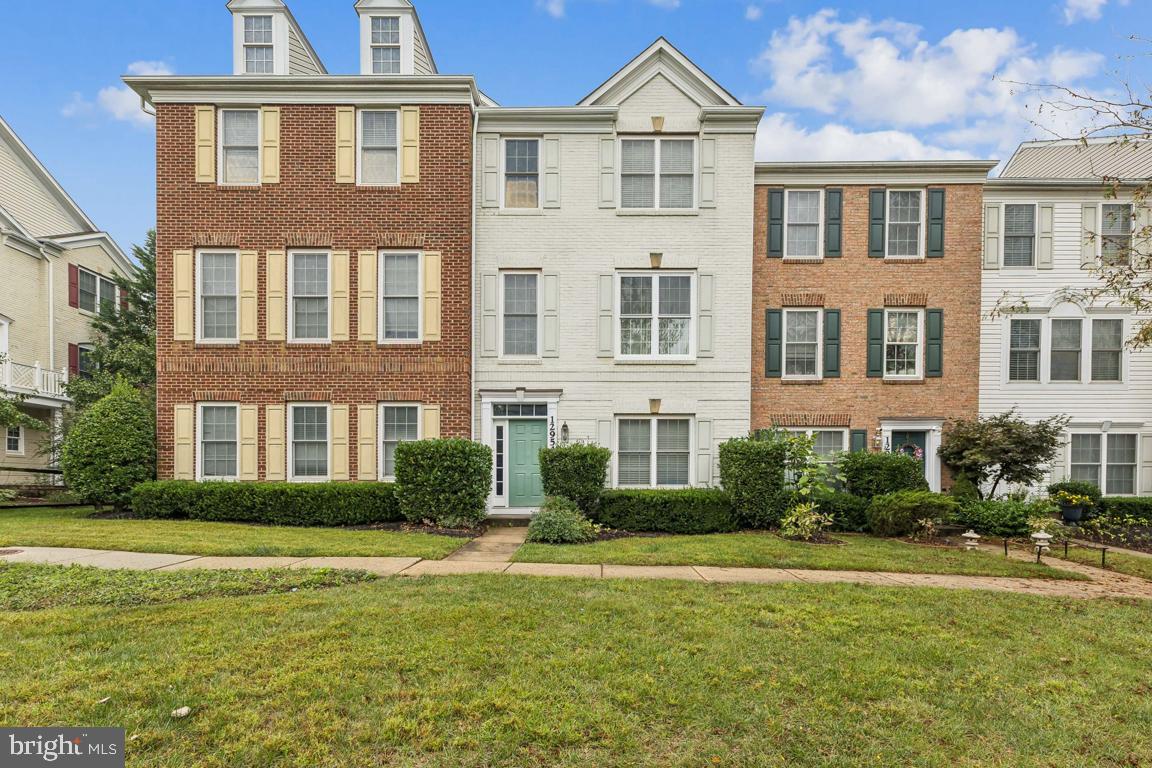 SUMMERFIELD CROSSING - Residential