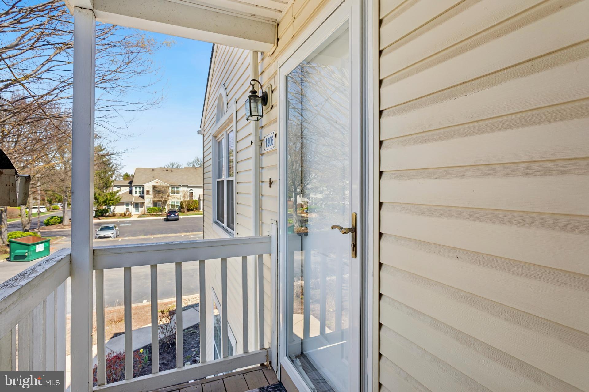 VILLAGE SHIRES - Residential