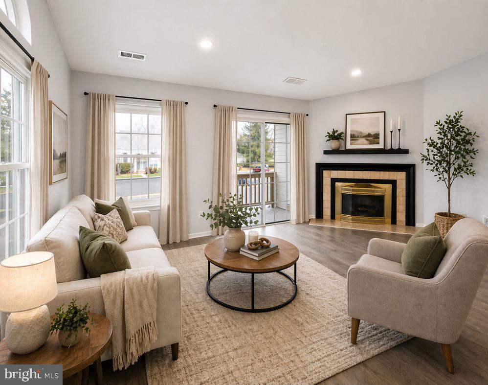 VILLAGE SHIRES - Residential