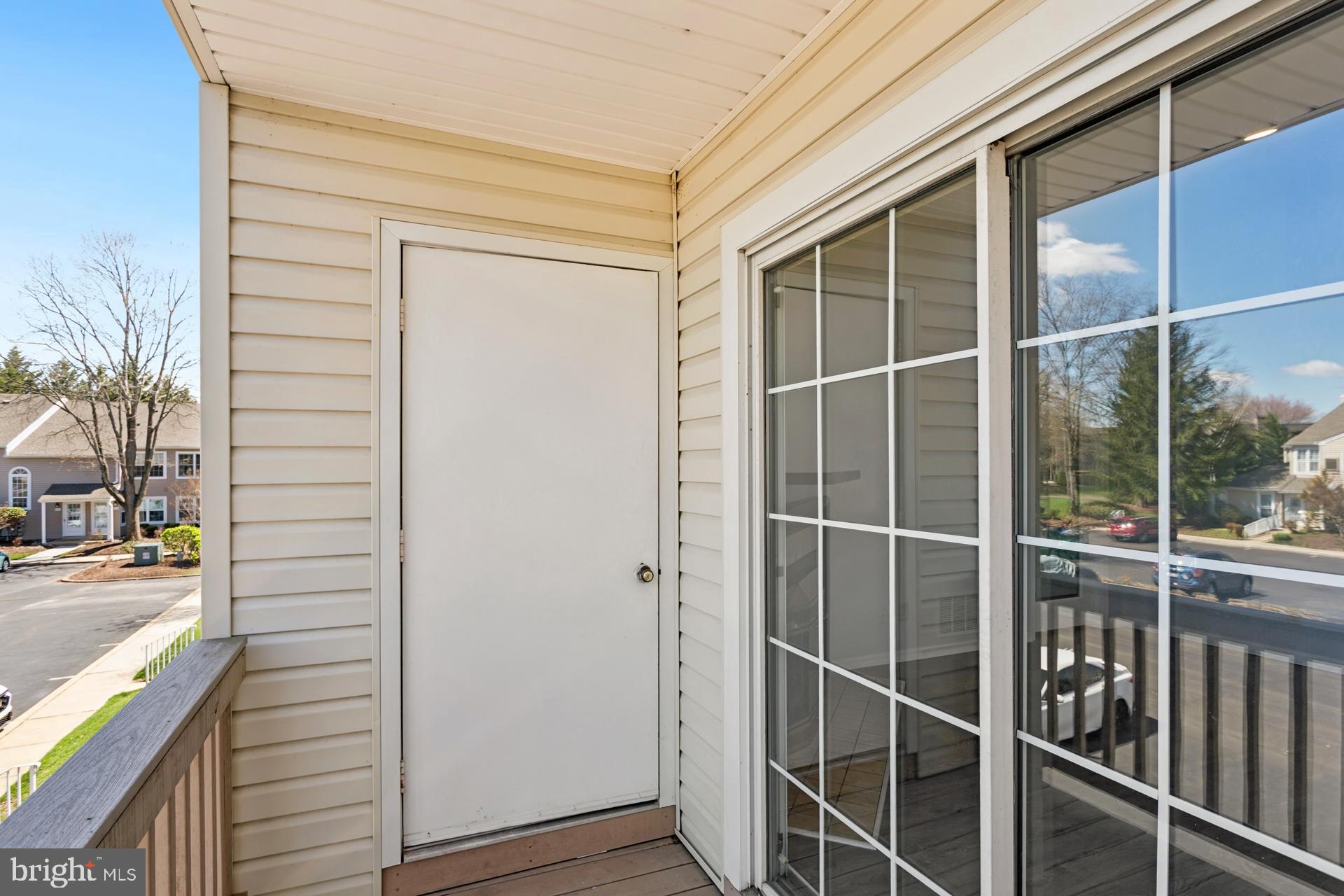 VILLAGE SHIRES - Residential