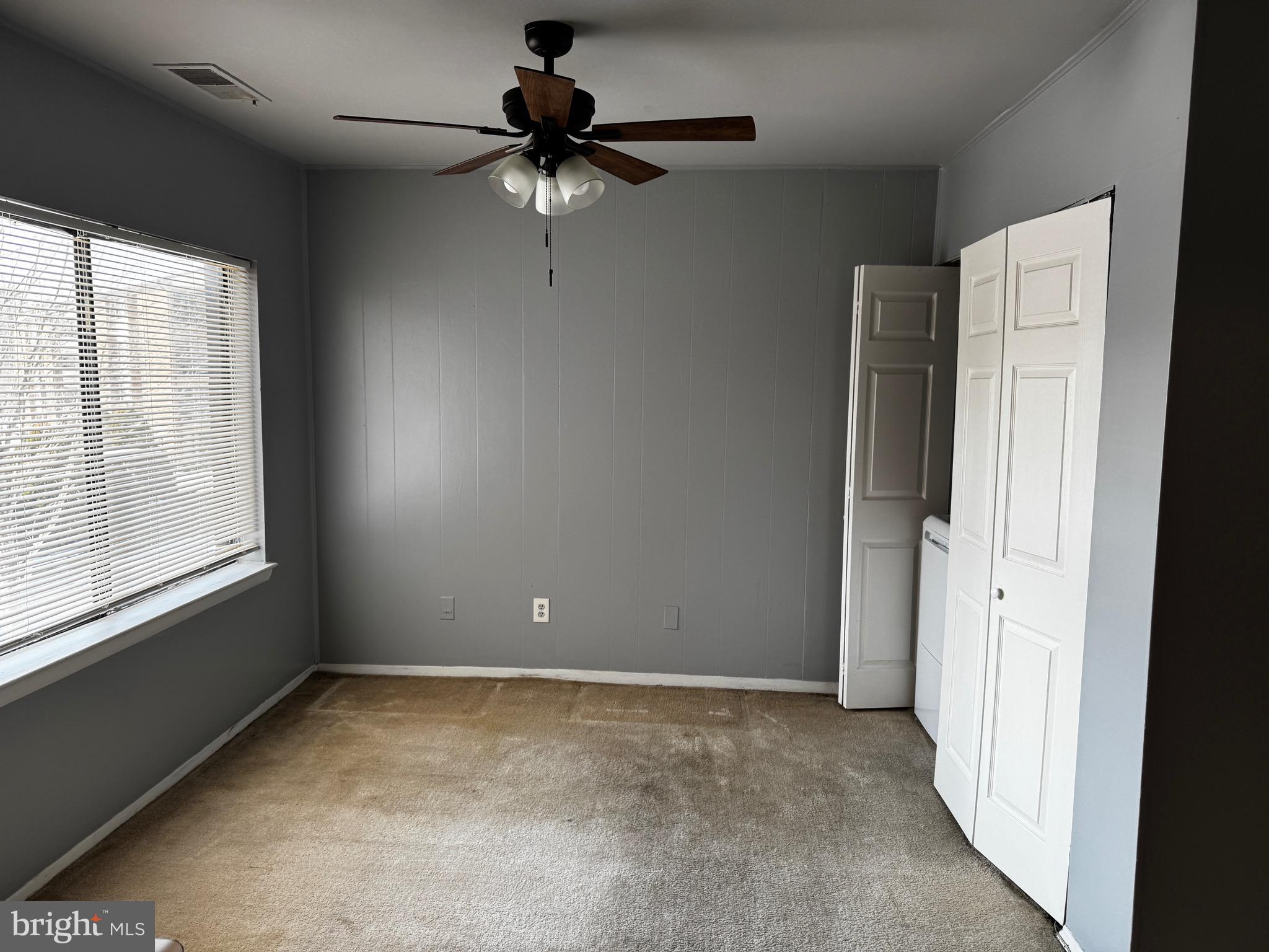 CHERRY GLEN CONDOS - Residential Lease