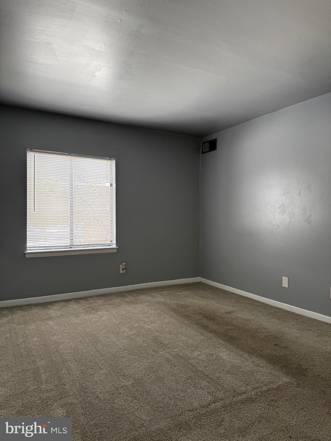 CHERRY GLEN CONDOS - Residential Lease