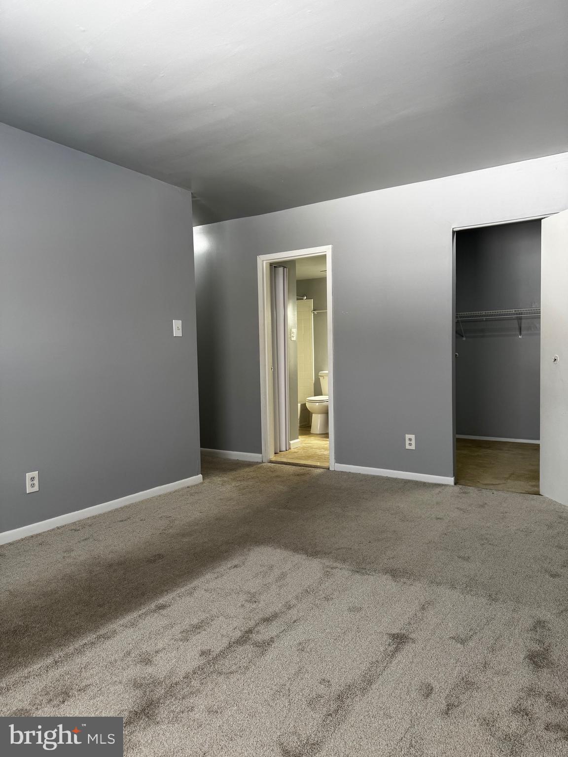 CHERRY GLEN CONDOS - Residential Lease