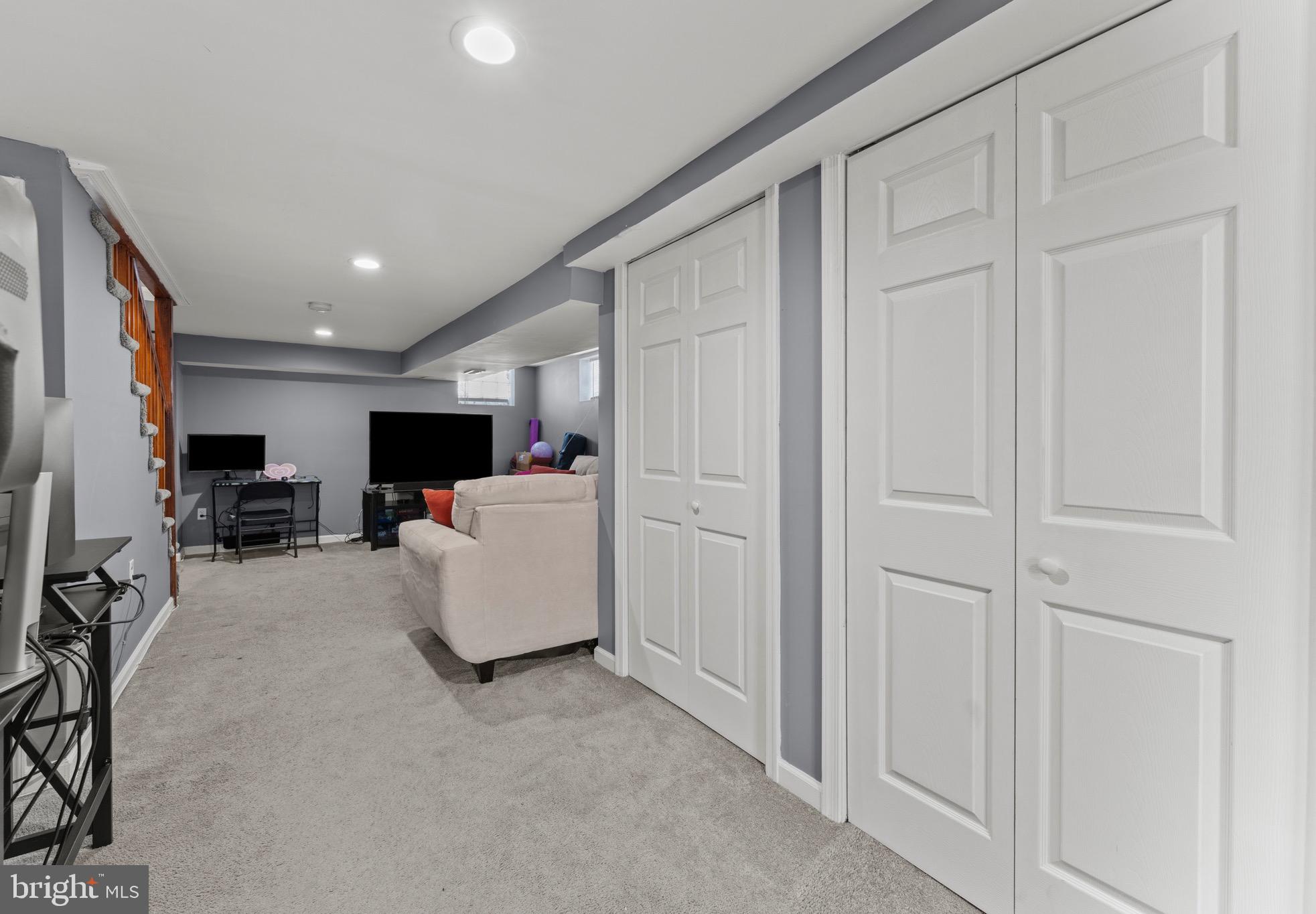 PARKVILLE - Residential