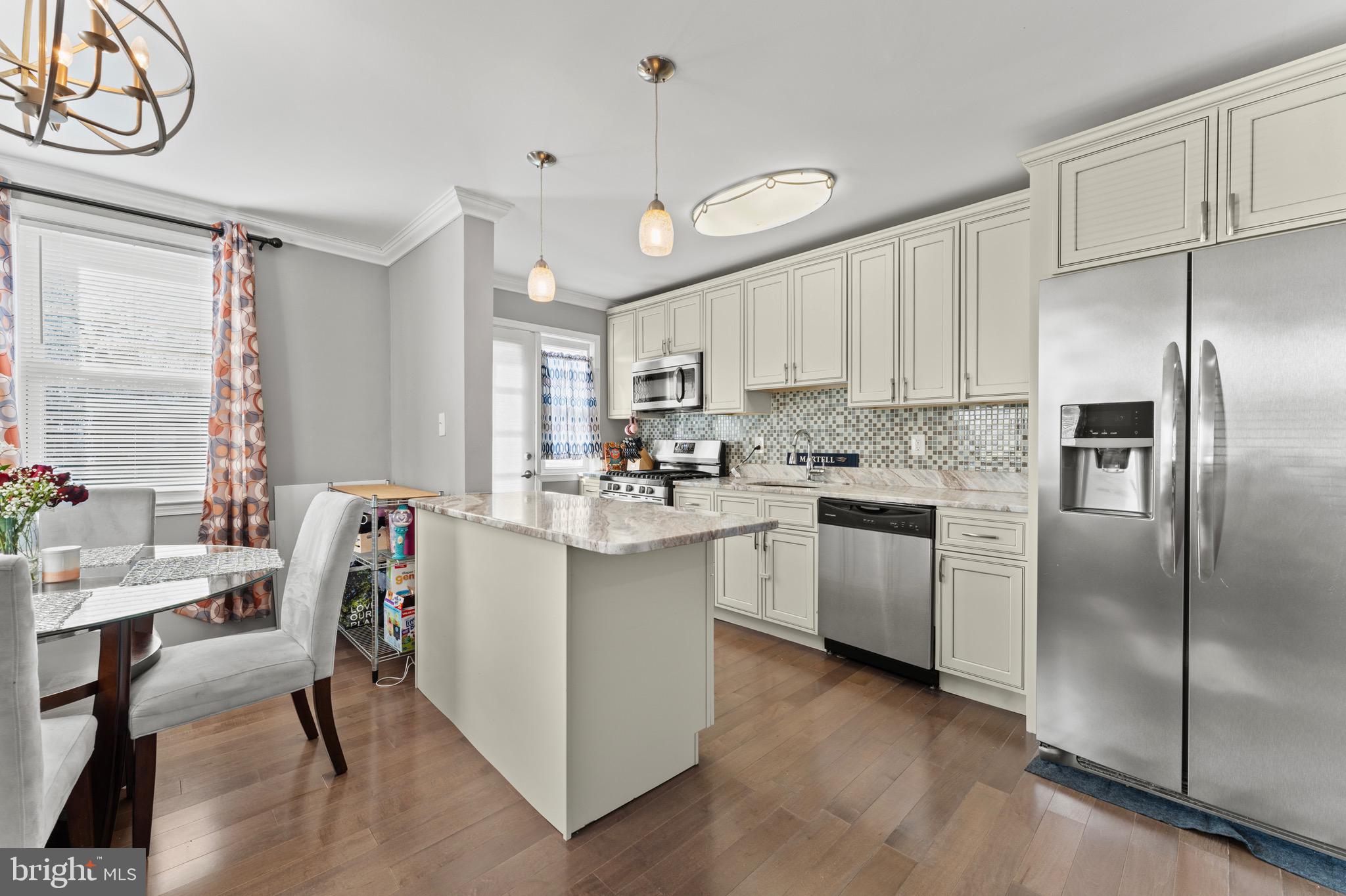 PARKVILLE - Residential