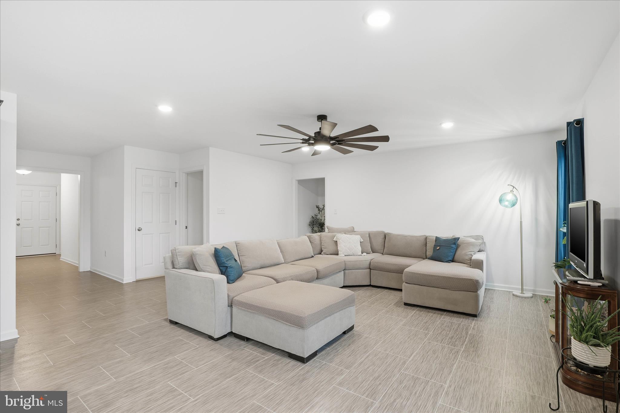 FOX RUN CREEK - Residential