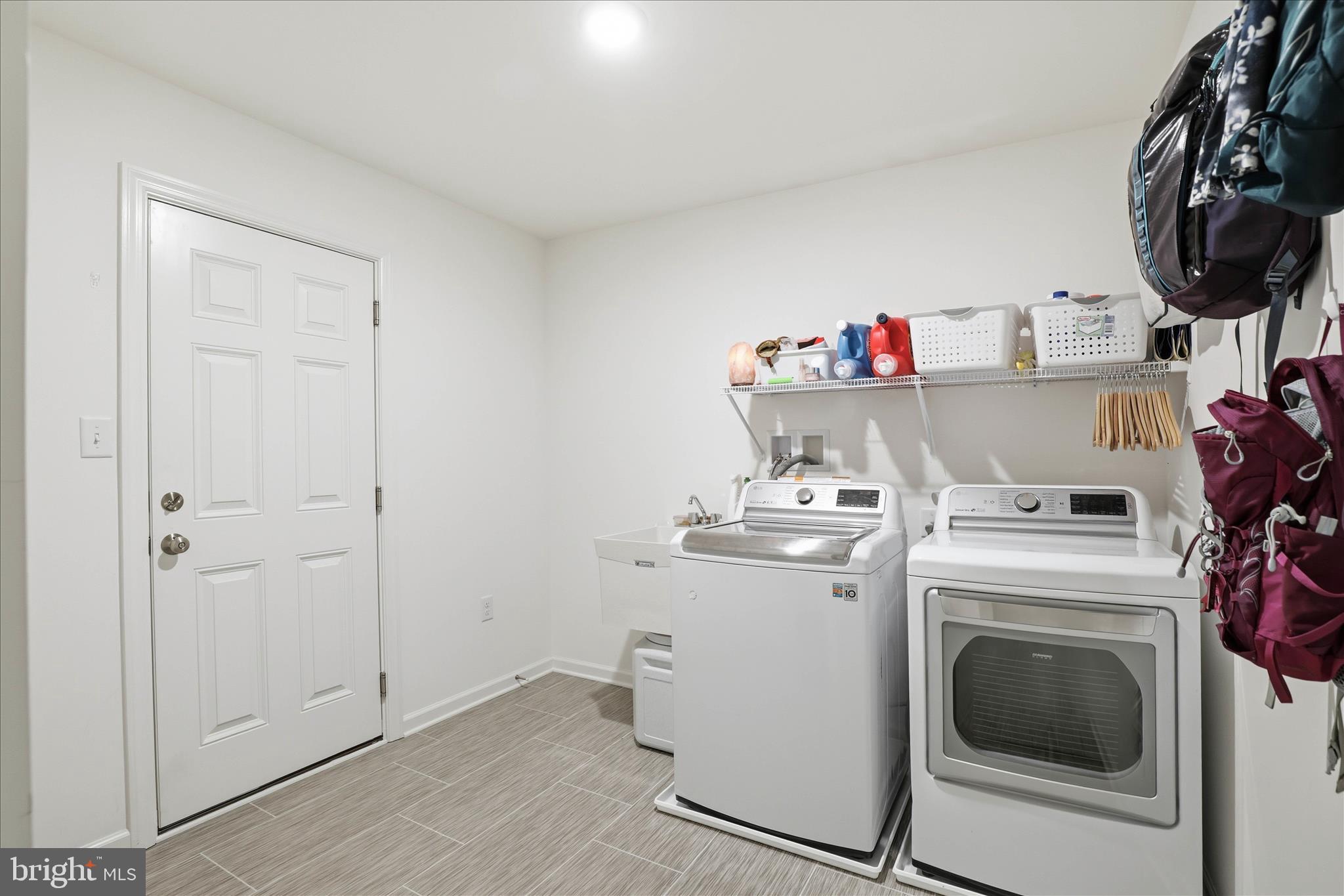 FOX RUN CREEK - Residential