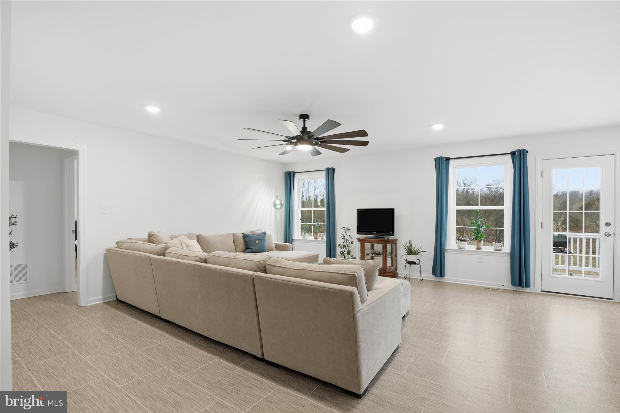 FOX RUN CREEK - Residential