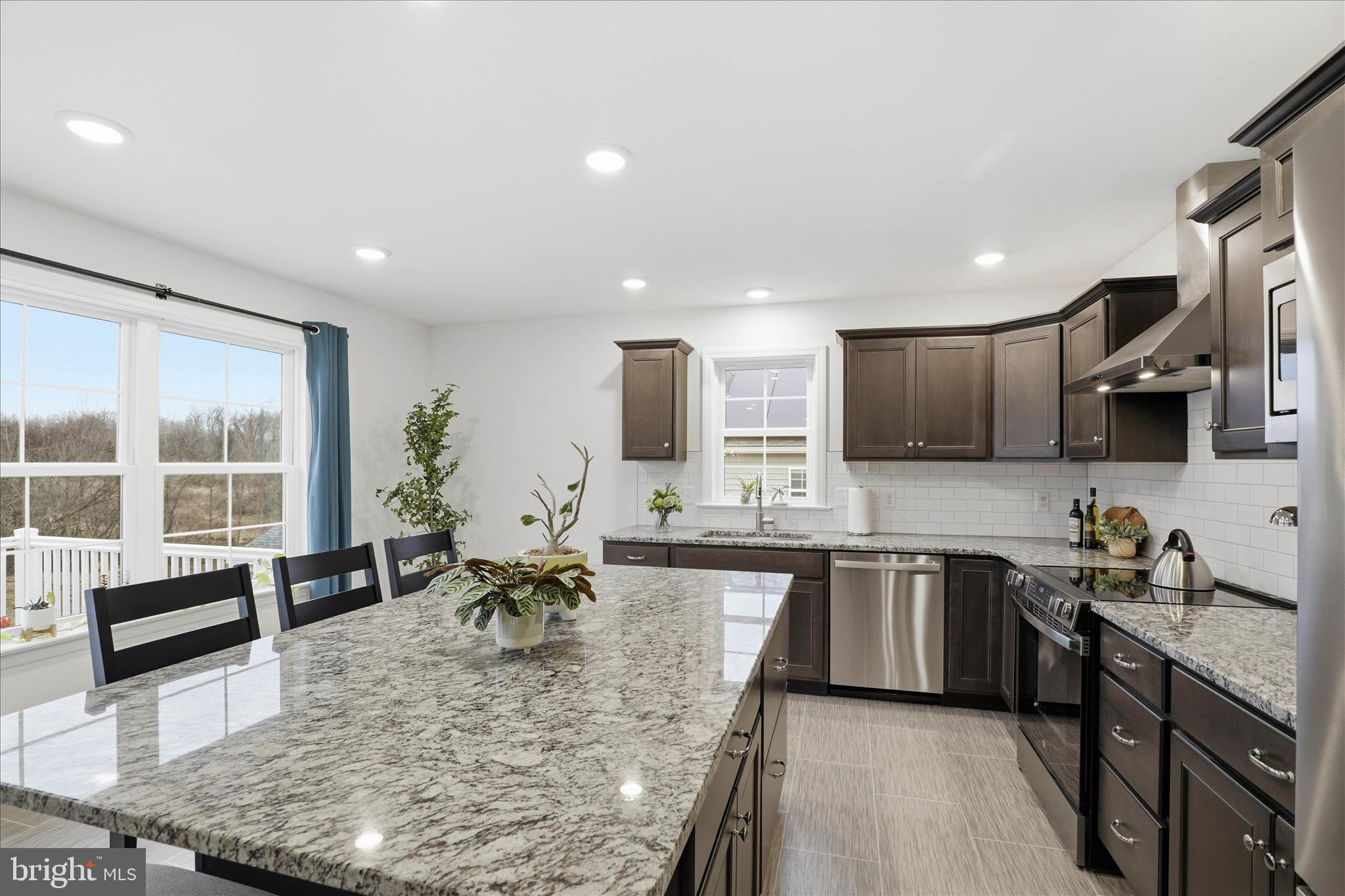 FOX RUN CREEK - Residential