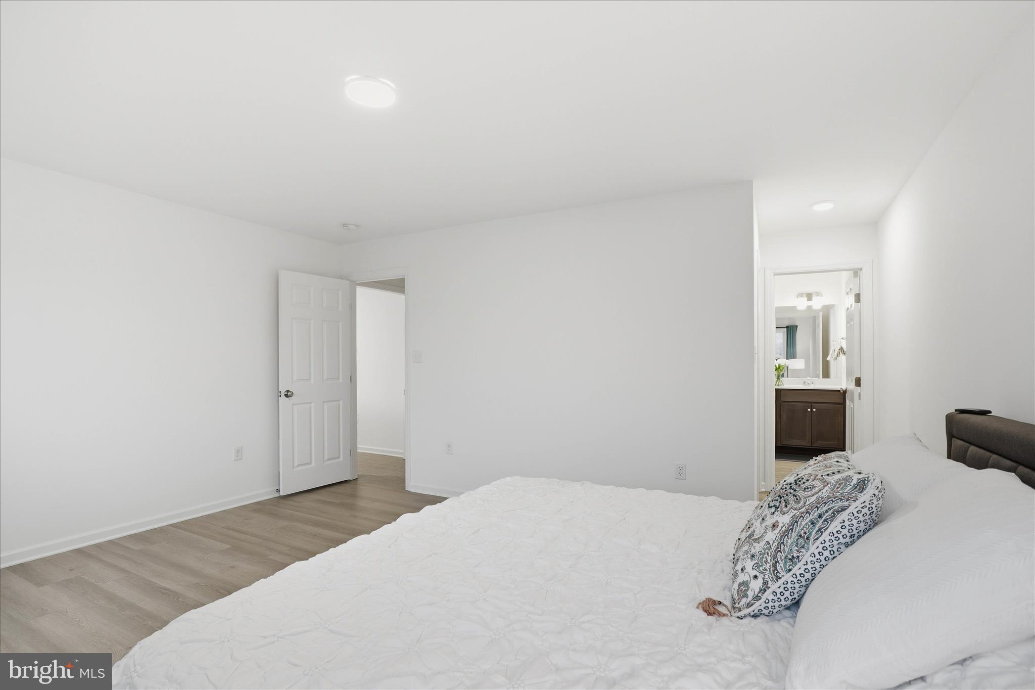 FOX RUN CREEK - Residential