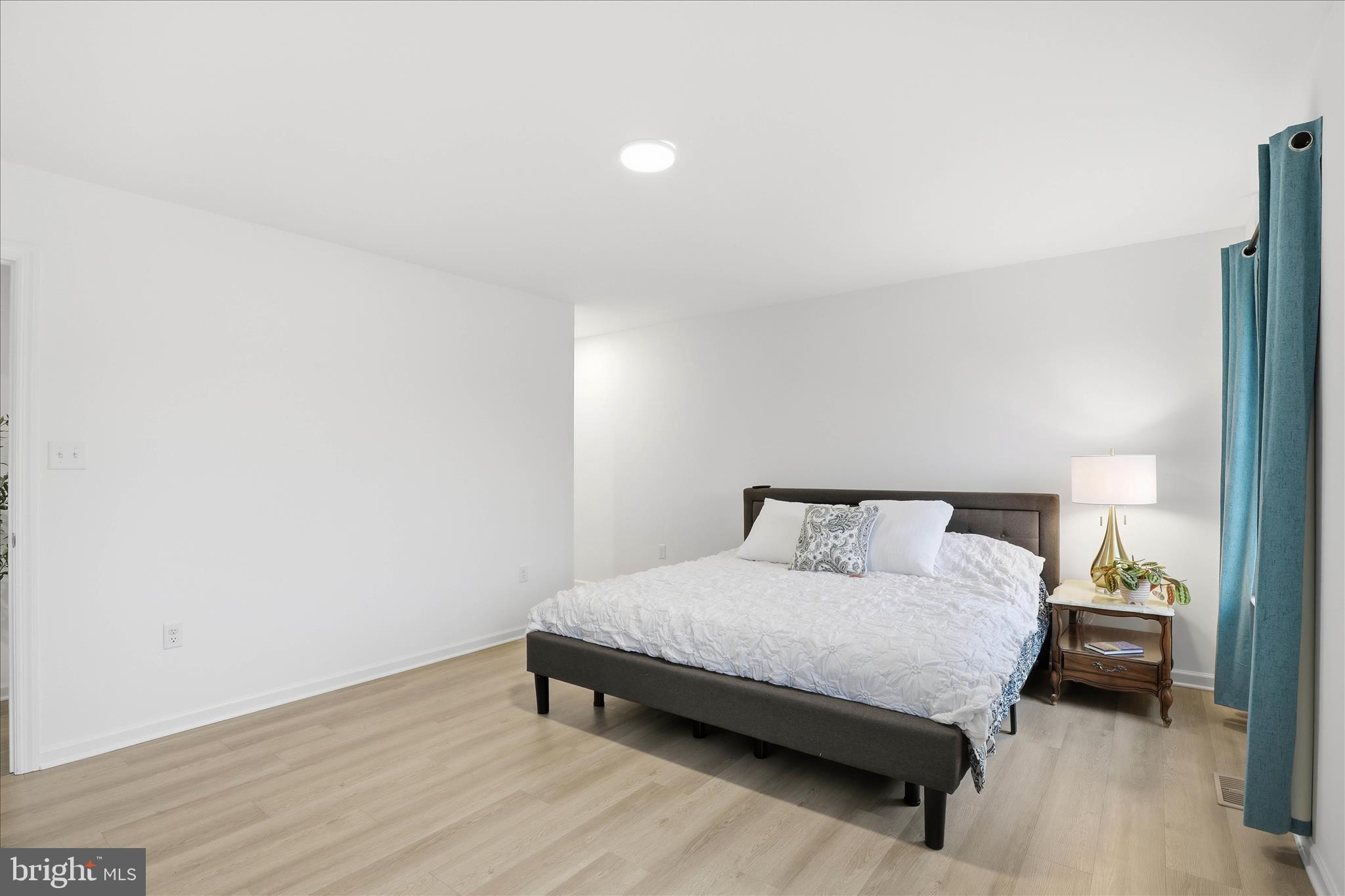 FOX RUN CREEK - Residential