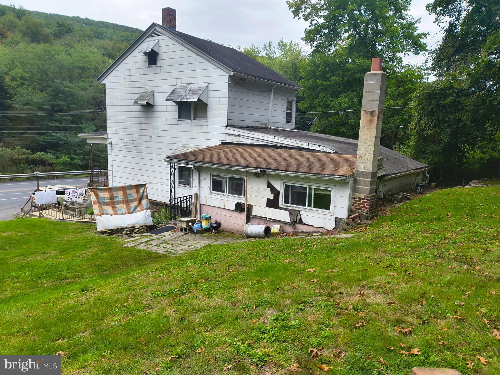 148 LOW ROAD