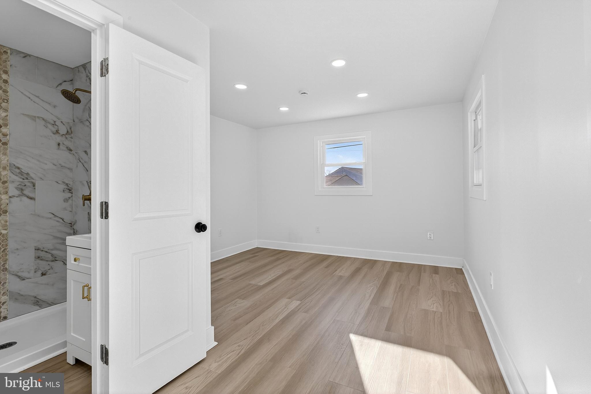 RAMBLETON ACRES - Residential