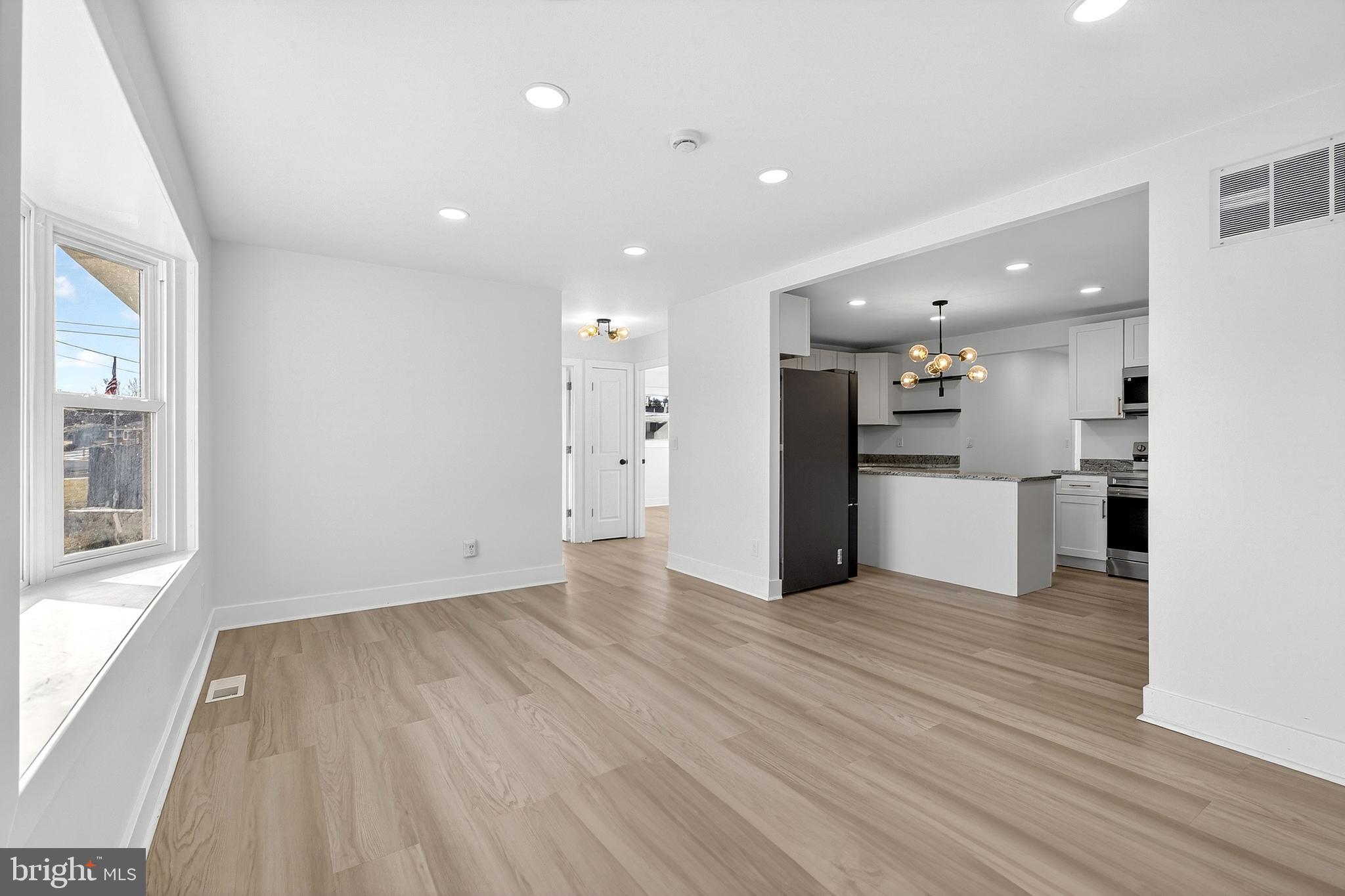 RAMBLETON ACRES - Residential