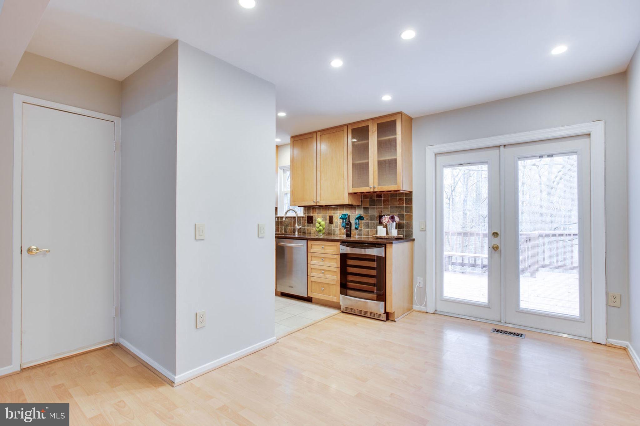 BONIFANT WOODS - Residential Lease