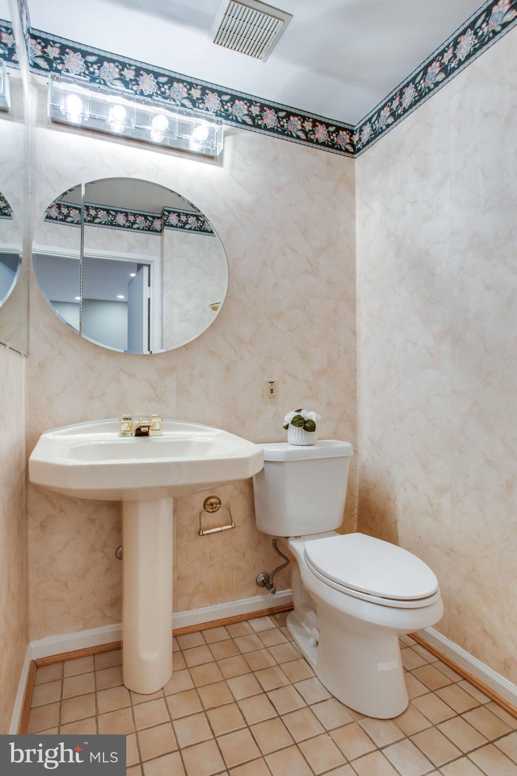 BONIFANT WOODS - Residential Lease