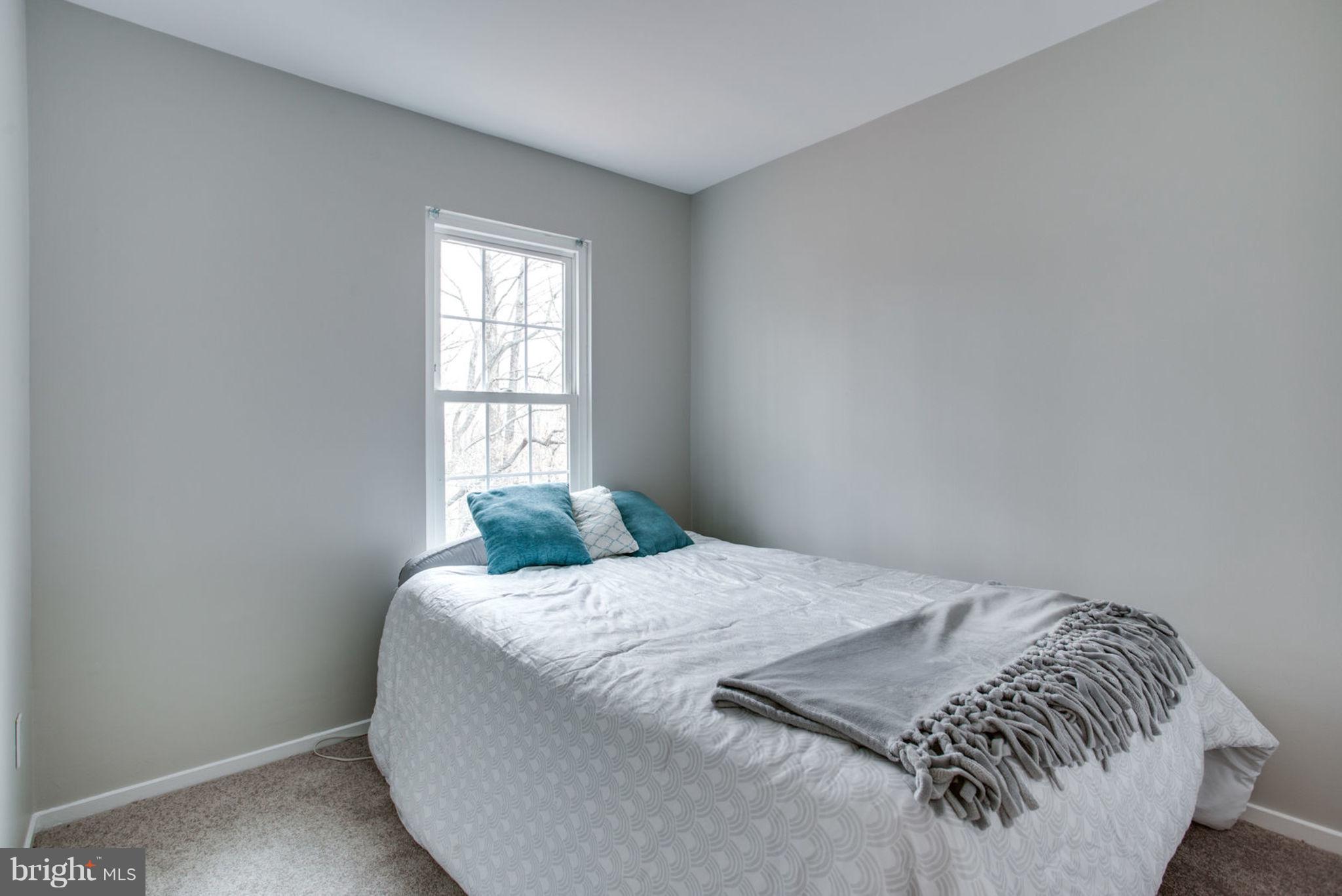 BONIFANT WOODS - Residential Lease