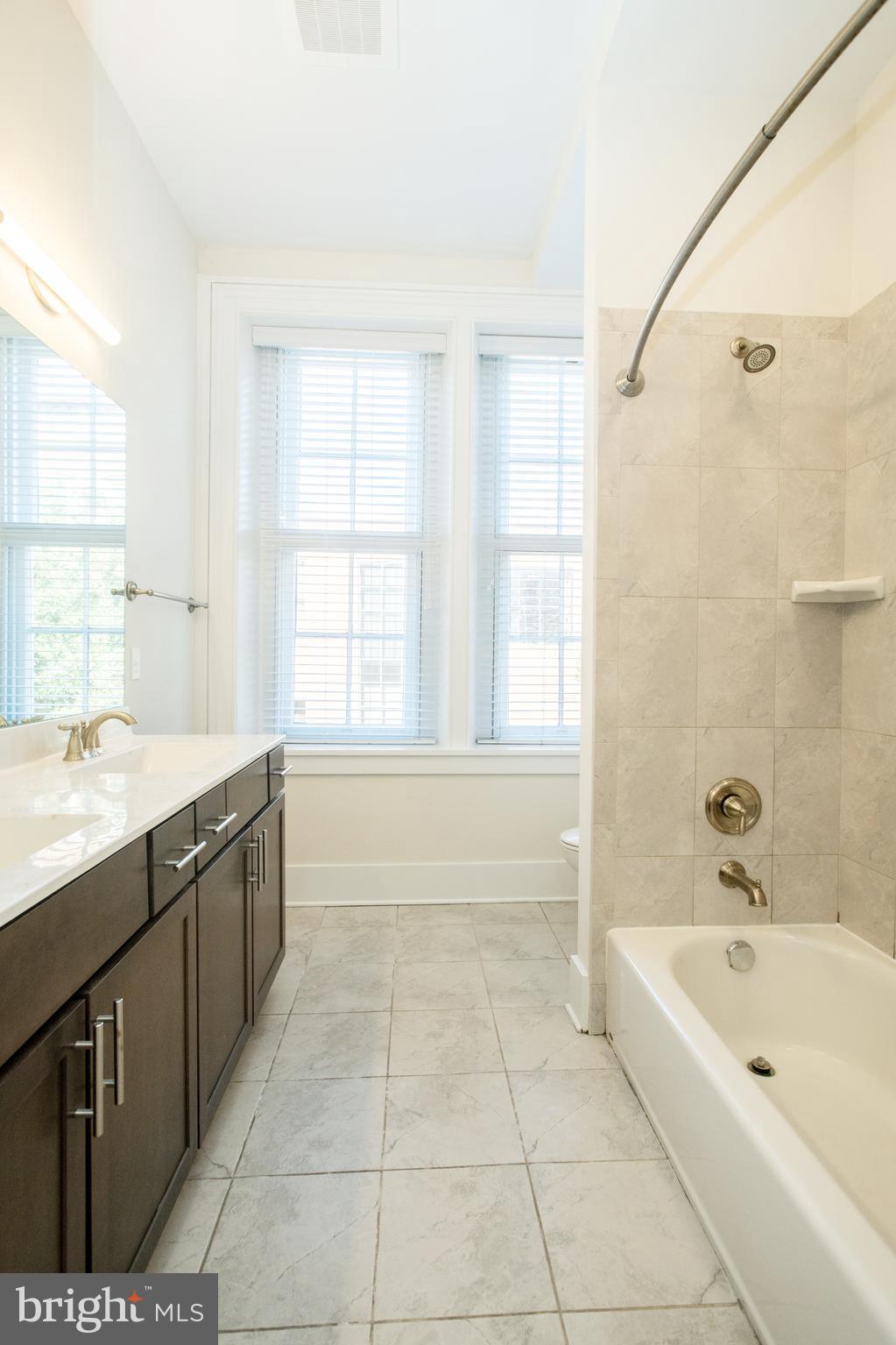 DOWNTOWN FREDERICK - Residential Lease