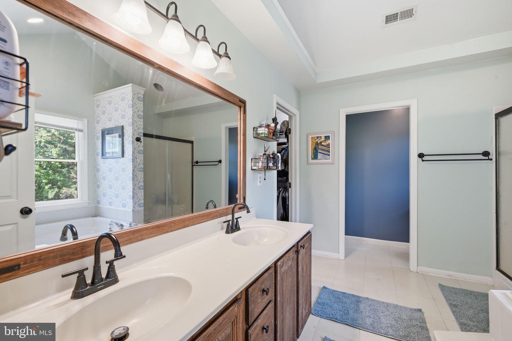 LENTLY FARMS - Residential