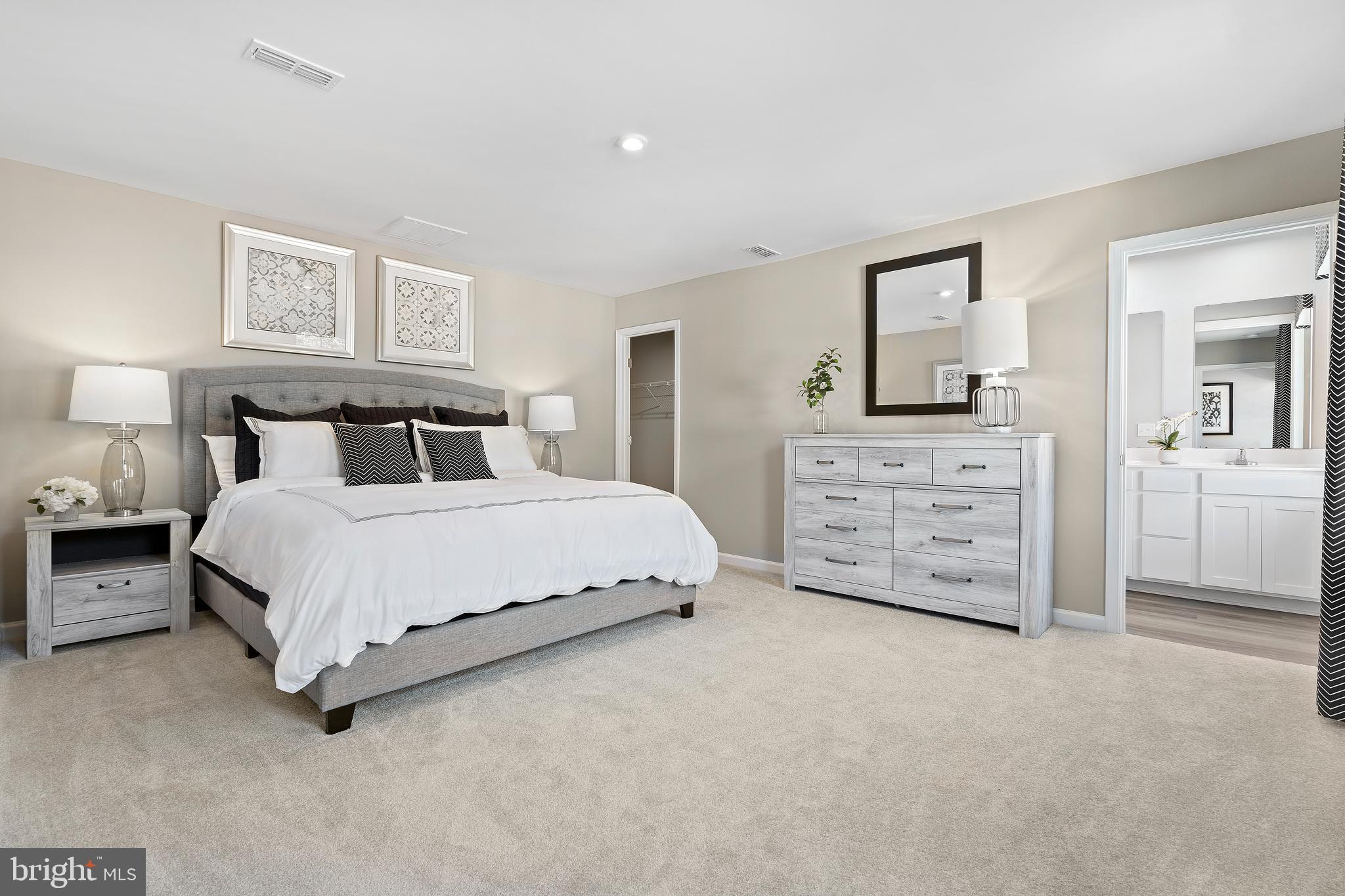 SOUTH BROOK - Residential