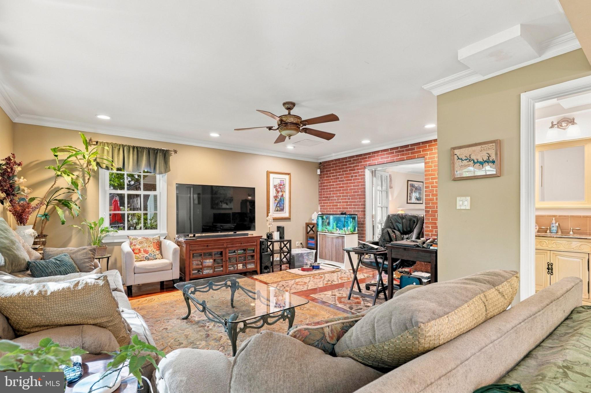 5419 SPRINGLAKE