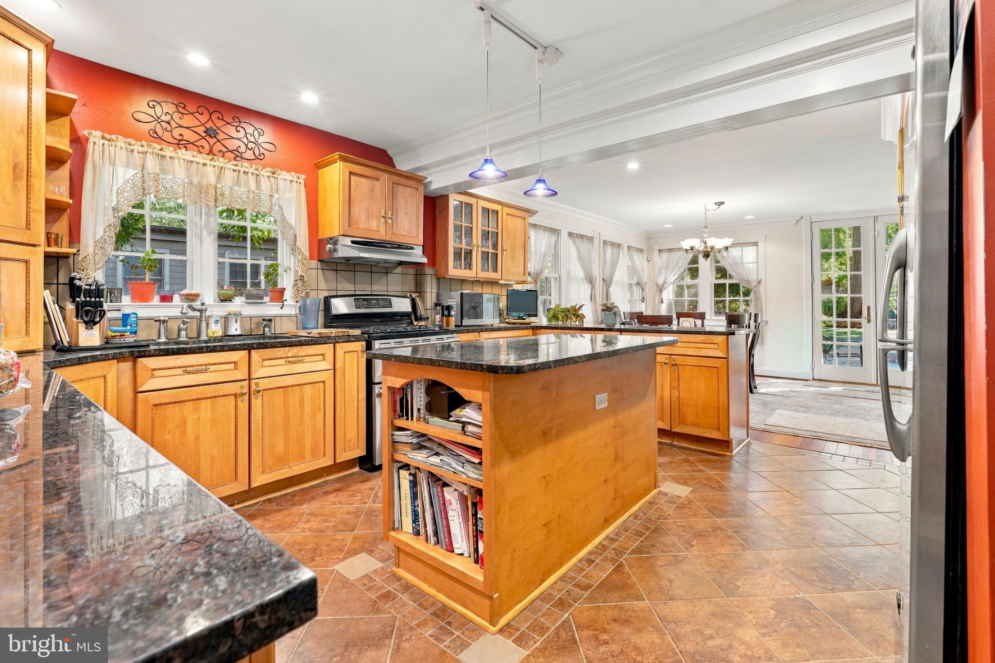 5419 SPRINGLAKE