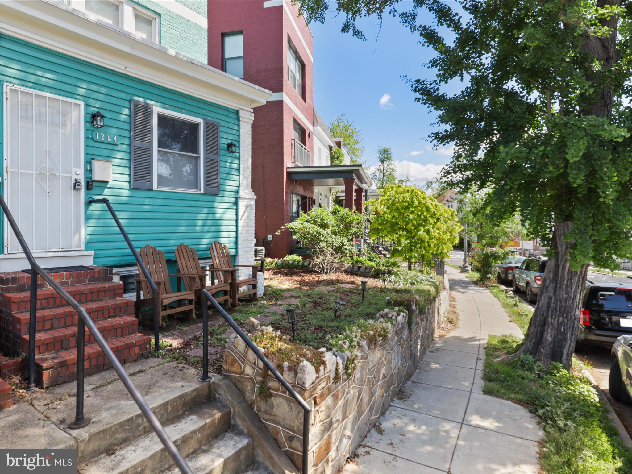 1264 PENN STREET NE