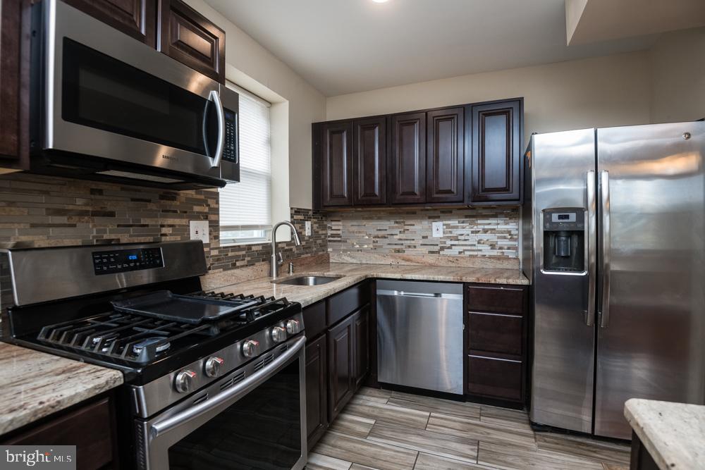 ARLINGTON - Residential