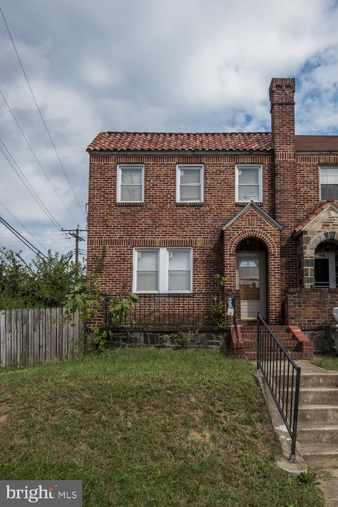 ARLINGTON - Residential