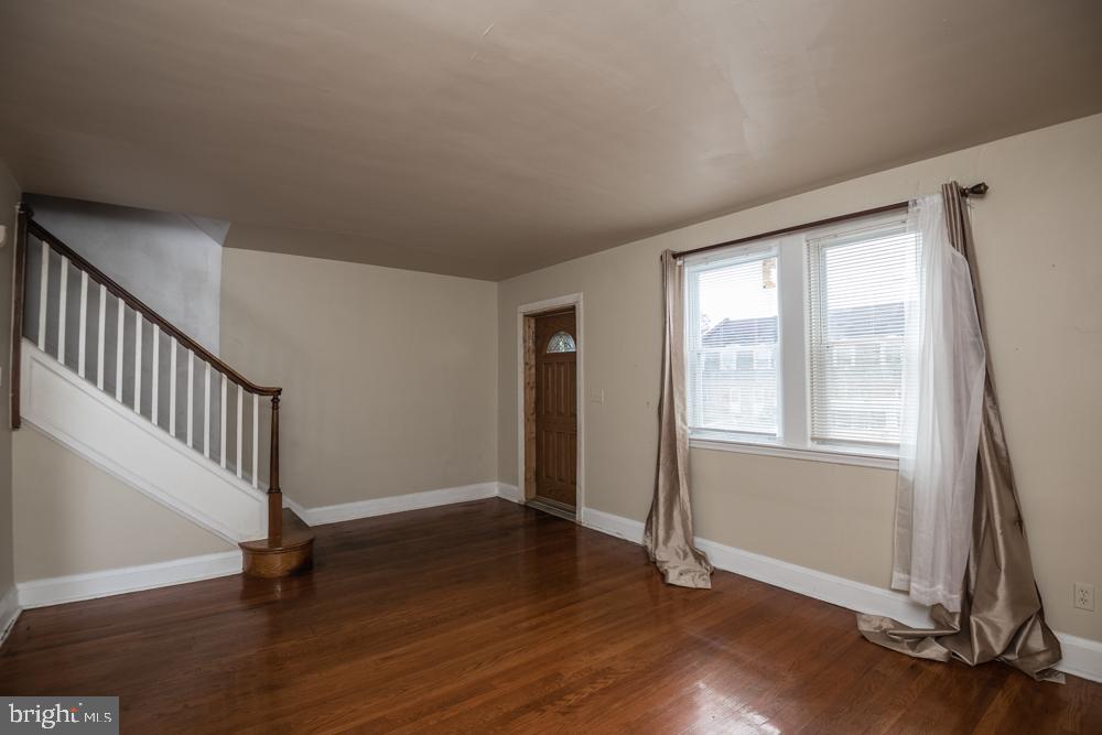 ARLINGTON - Residential