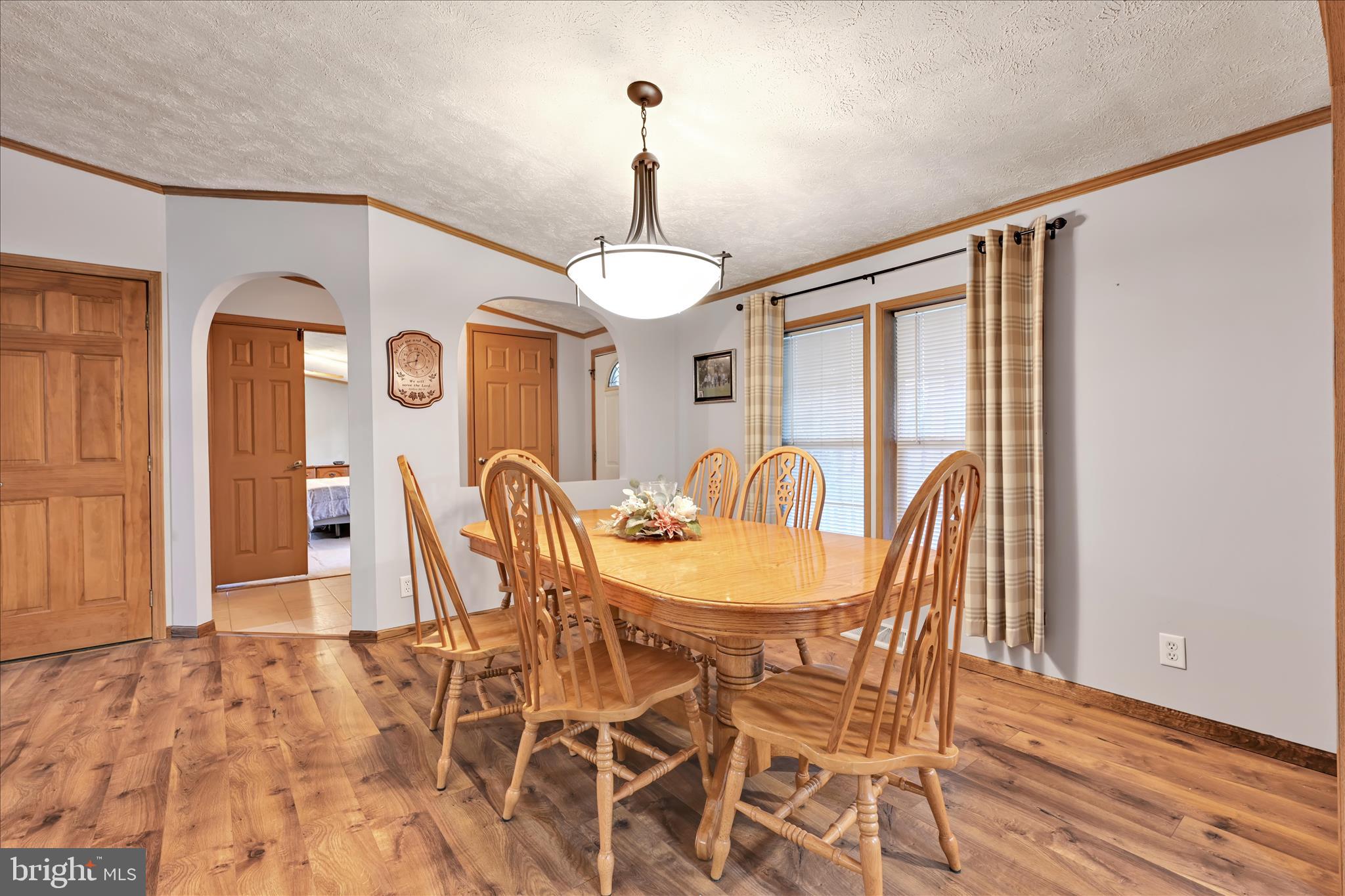 PINE GROVE - Residential