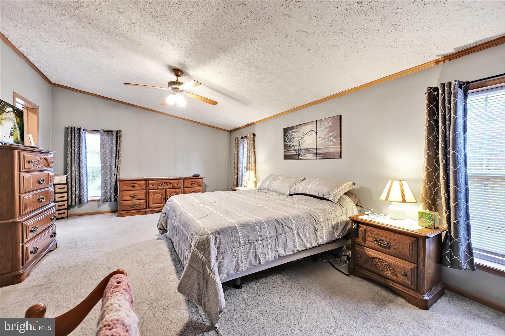 PINE GROVE - Residential