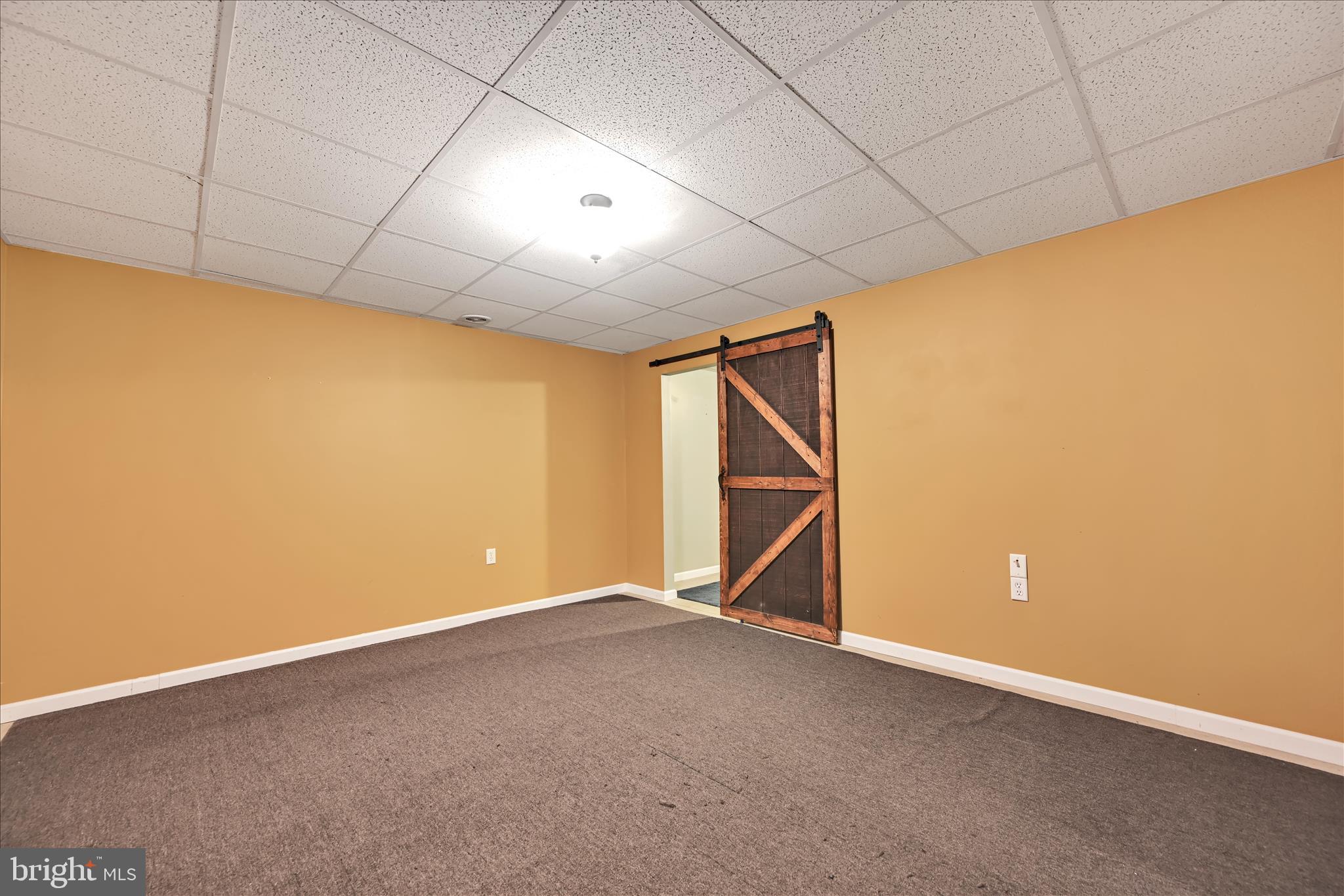 PINE GROVE - Residential