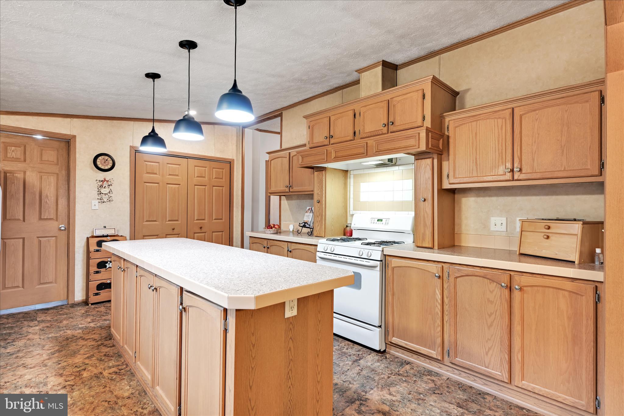 PINE GROVE - Residential