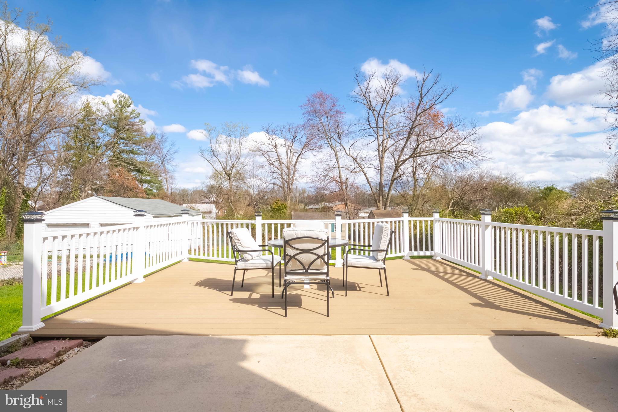 HILLENDALE PARK - Residential