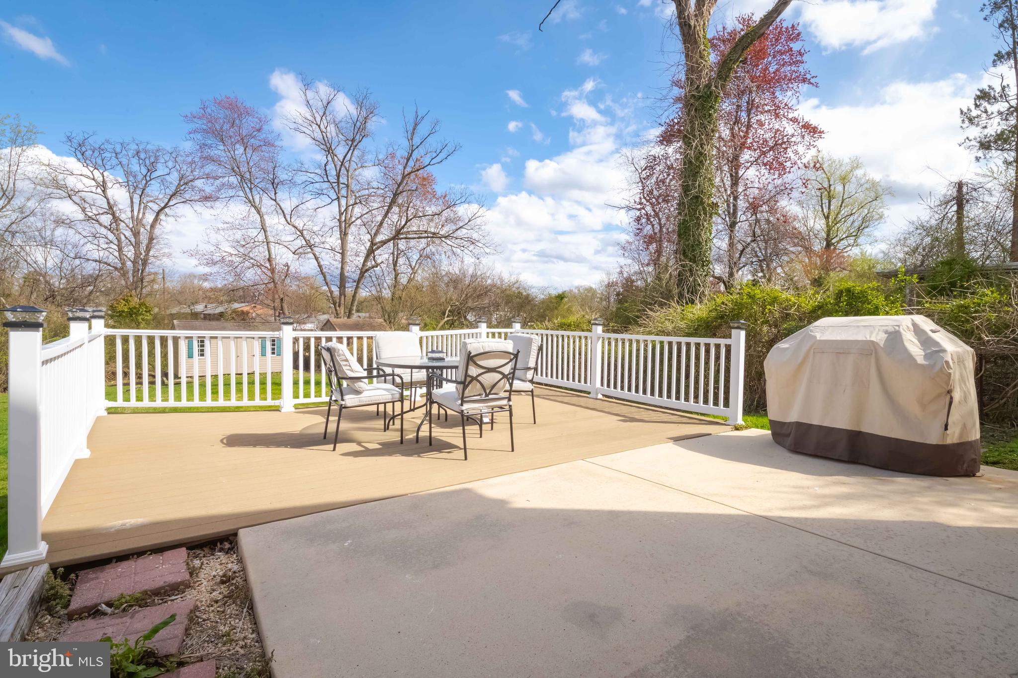 HILLENDALE PARK - Residential