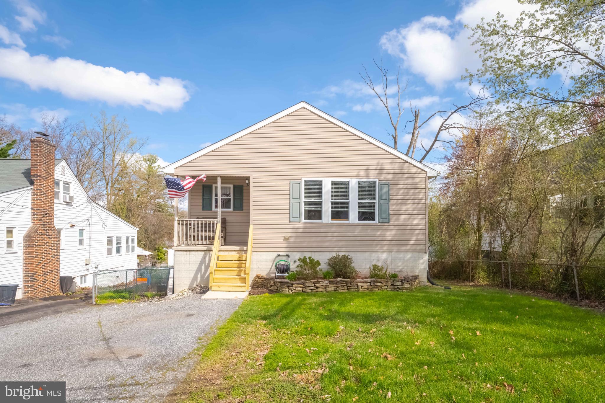 HILLENDALE PARK - Residential