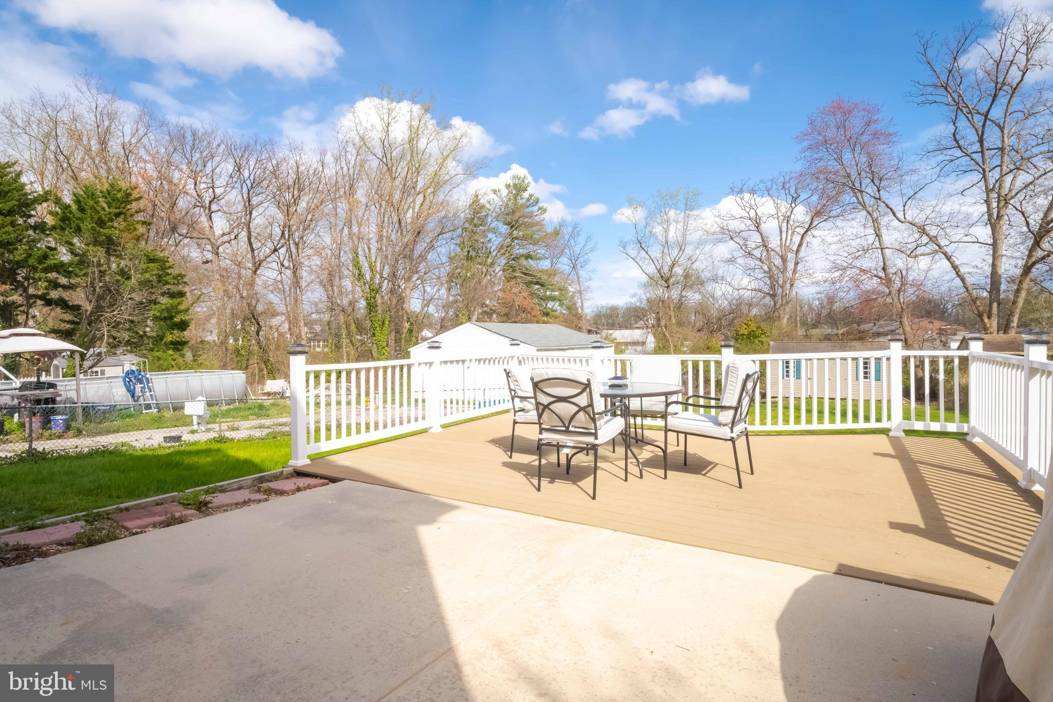 HILLENDALE PARK - Residential