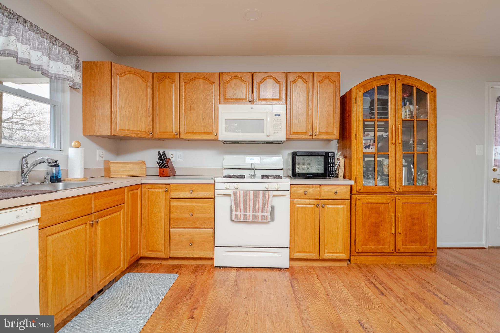 HILLENDALE PARK - Residential